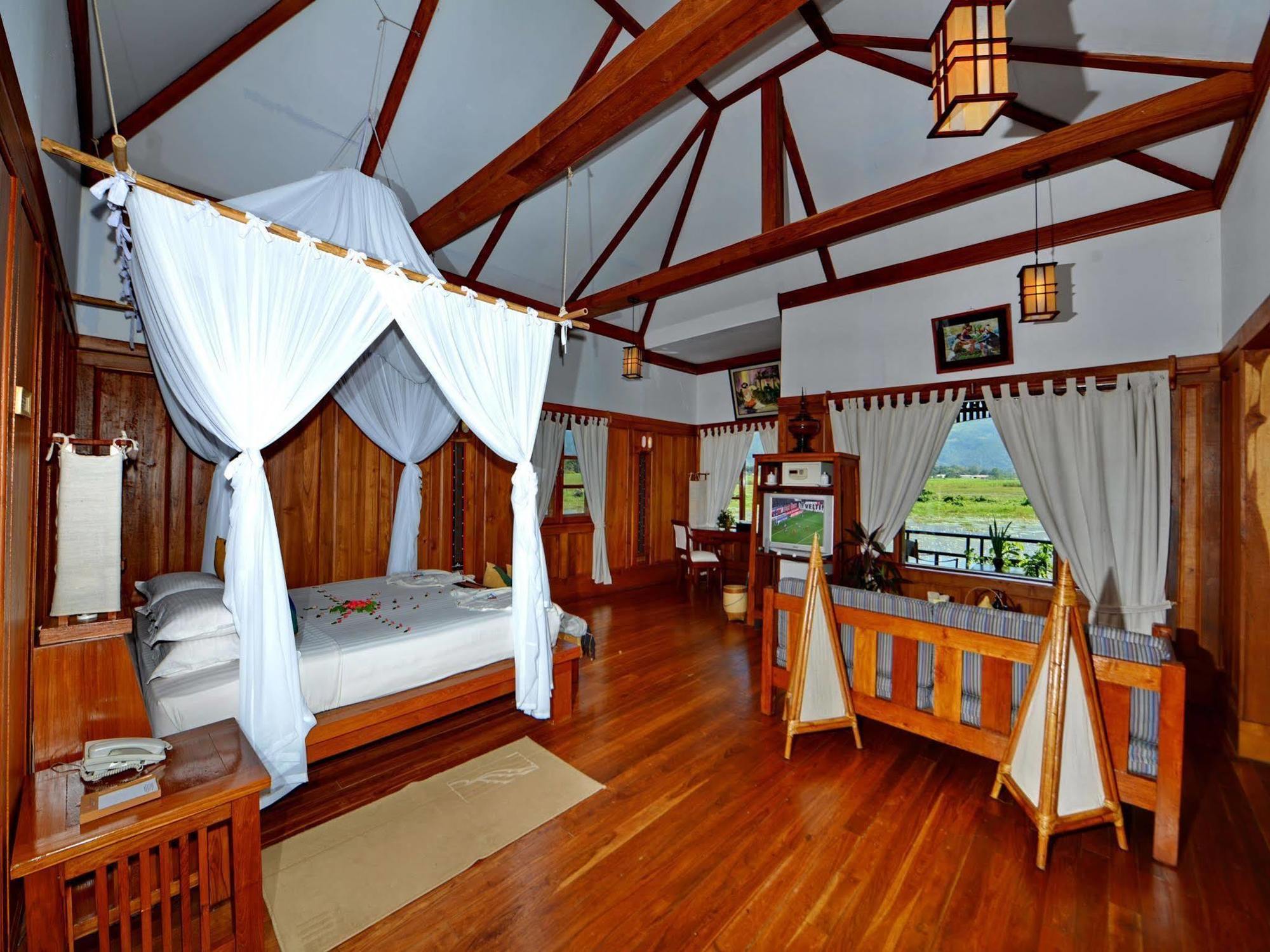 Myanmar Treasure Resorts Inle Inle Lake Exterior photo