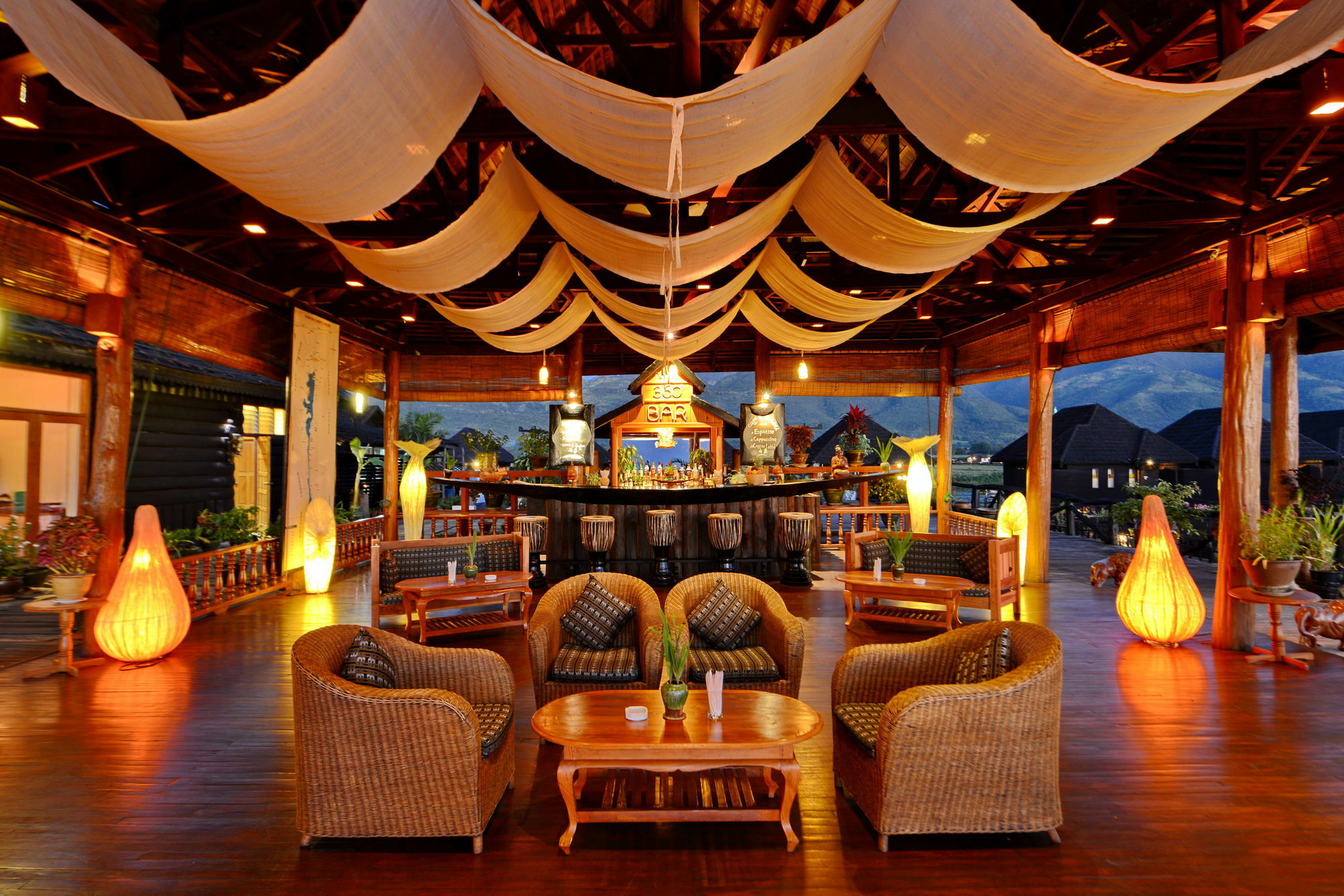 Myanmar Treasure Resorts Inle Inle Lake Exterior photo